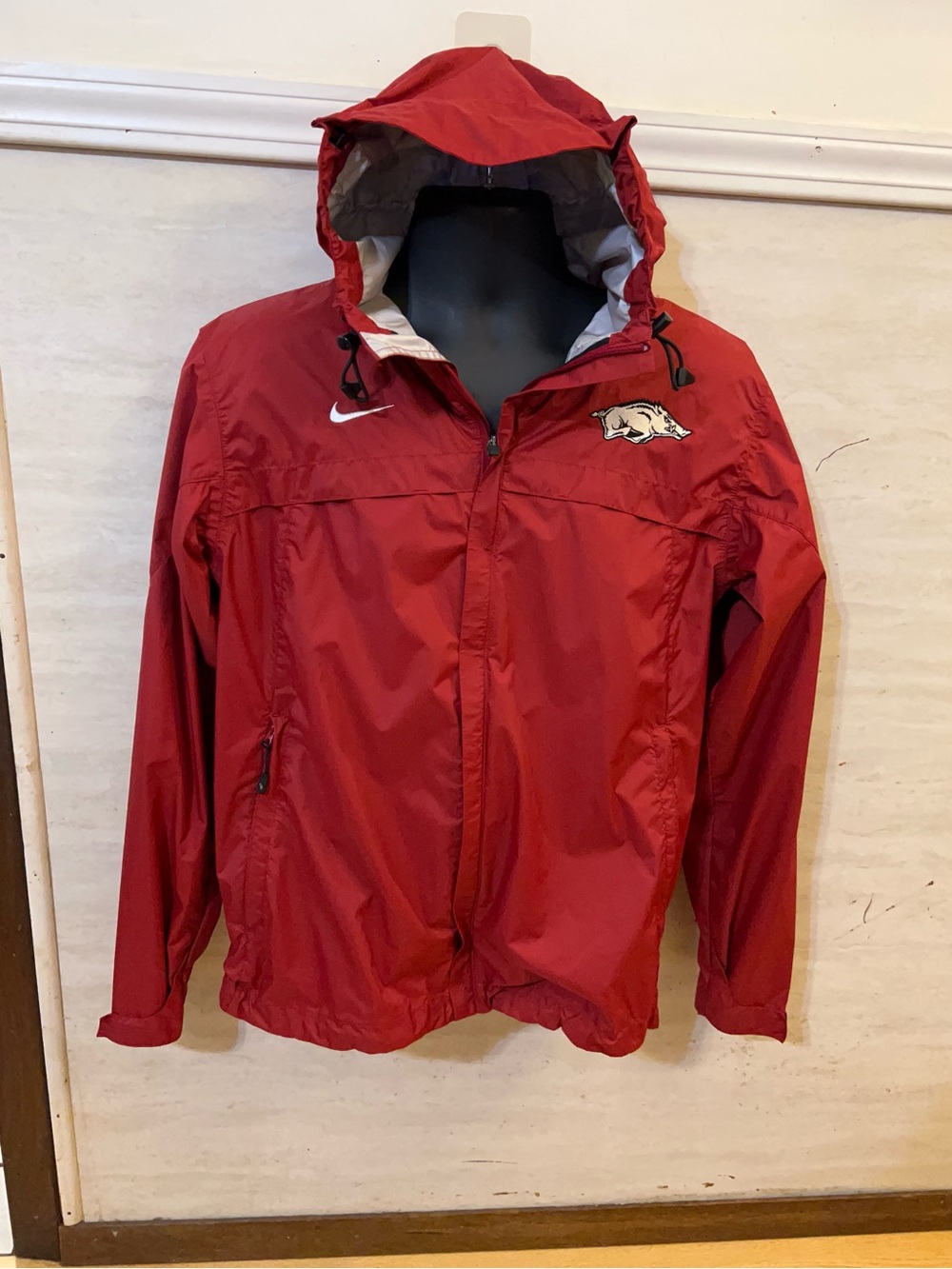 Nike Center Swoosh Red Hooded Razorbacks Windbreaker Jacket